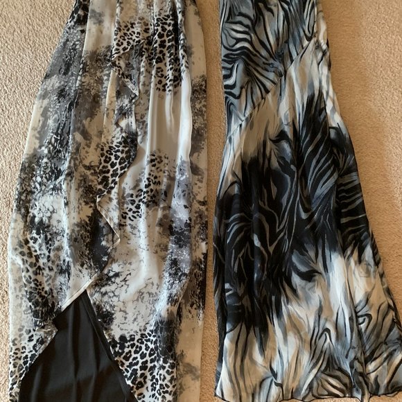 2 / $10 - Medium Skirts Very Good Condition - Picture 3 of 13